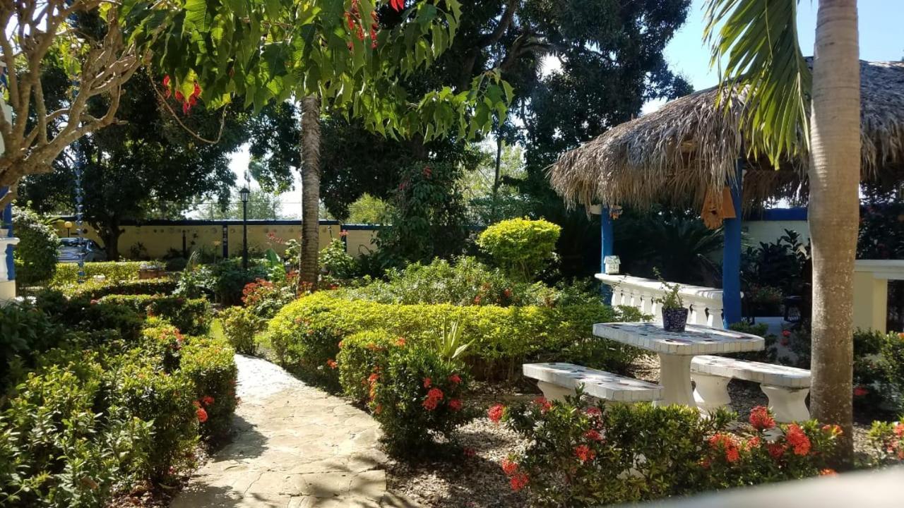 サンティアゴ・デ・ロス・カバリェロス Sana El Jardin Secretoホステル エクステリア 写真